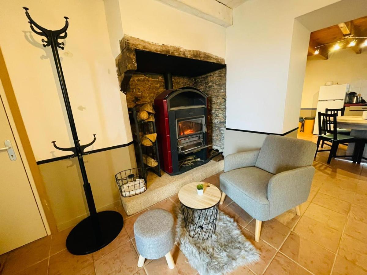 Maison Au Calme Pour 5 Personnes La Chapelle-de-Brain 외부 사진